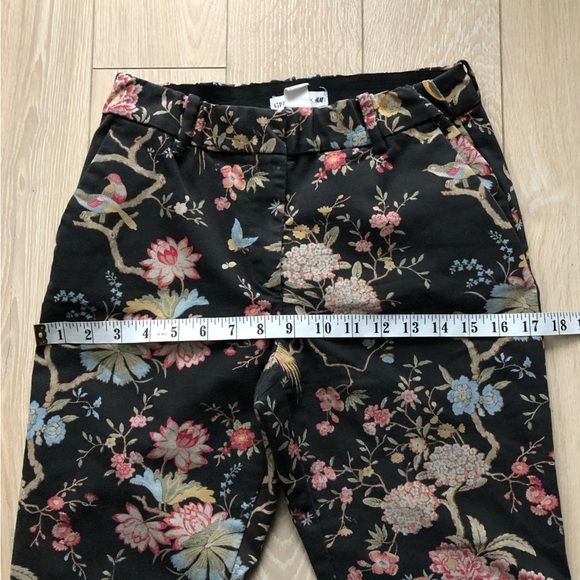 GP&J Baker x H&M Floral Print Ankle Pants in Black Size 6 - Picture 5 of 11